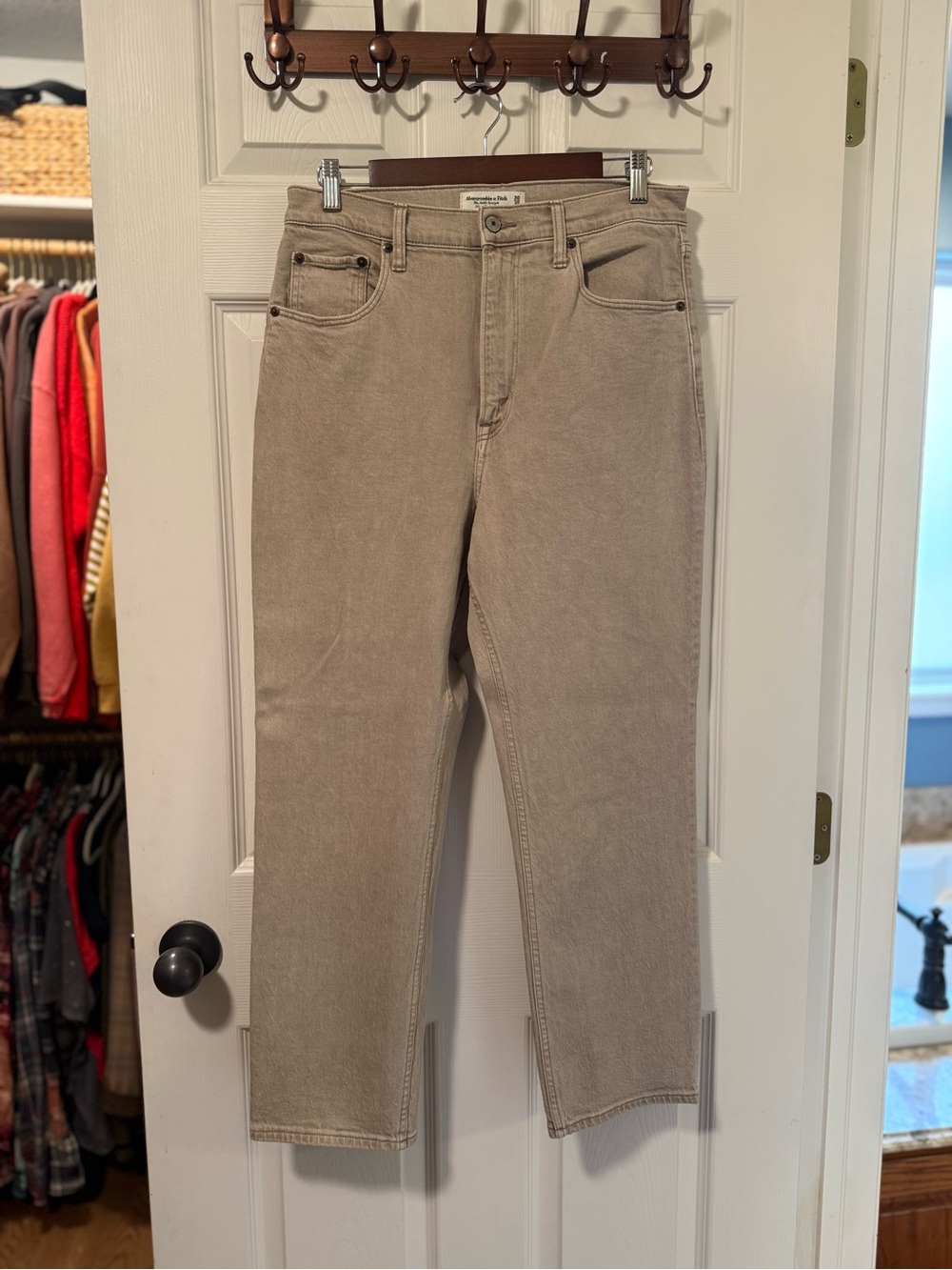 Abercrombie & Fitch Curve Love Ultra High Rise Ankle Straight Jeans Taupe 30/10